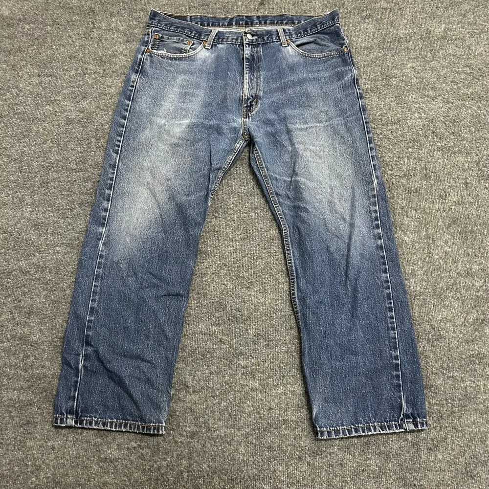 Levi's Jeans Mens Size 40x30 Blue 505 Regular Fit Straight Leg Denim Faded Good